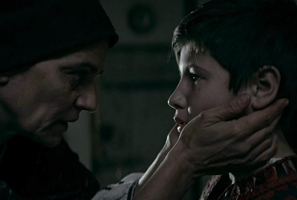 CAPRA CU TREI IEZI Un horror românesc, cu Maia